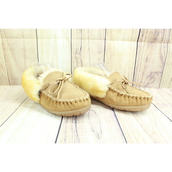 L.L. Bean wicked good tan shearling slippers size 8 - Picture 2 of 8